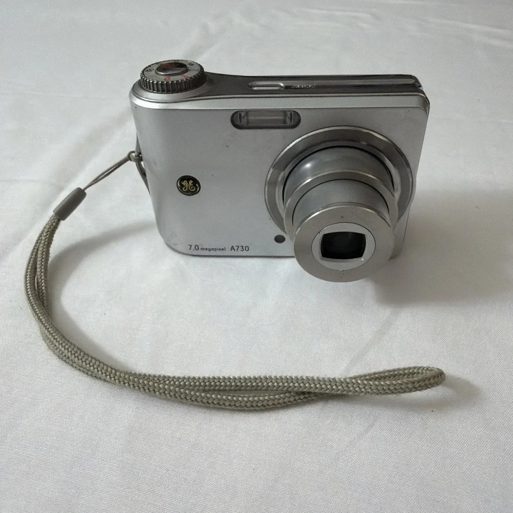 General Electric A730 Silve 2.5
